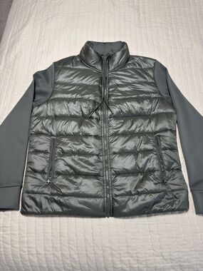 Avia Women’s Puffer Jacket | Green | Quilted Full Zip | Zipped Pockets | M 8-10